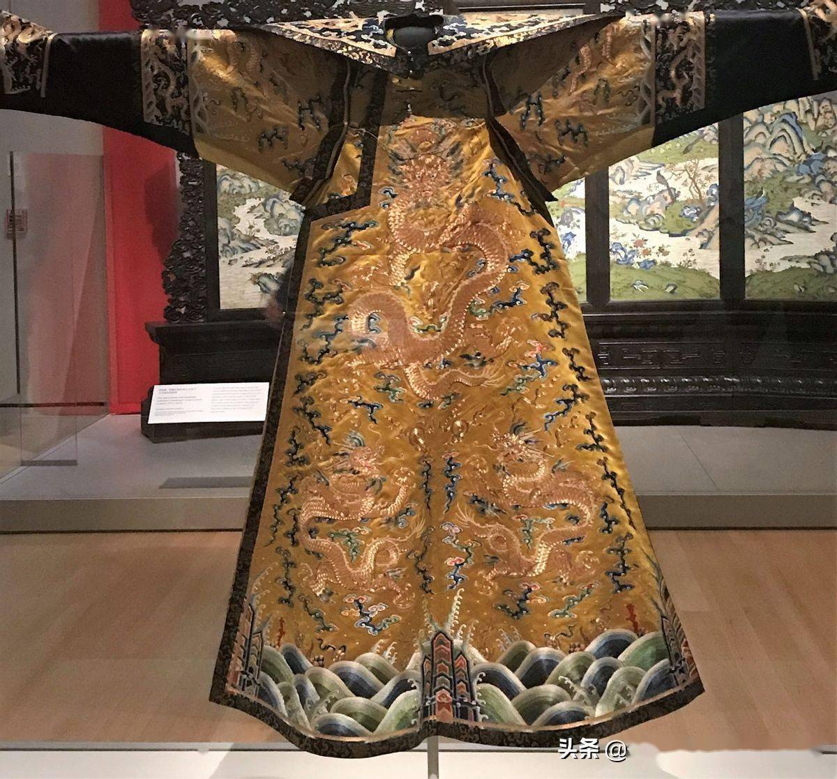 清代皇后服饰之美 故宫紫禁城由来