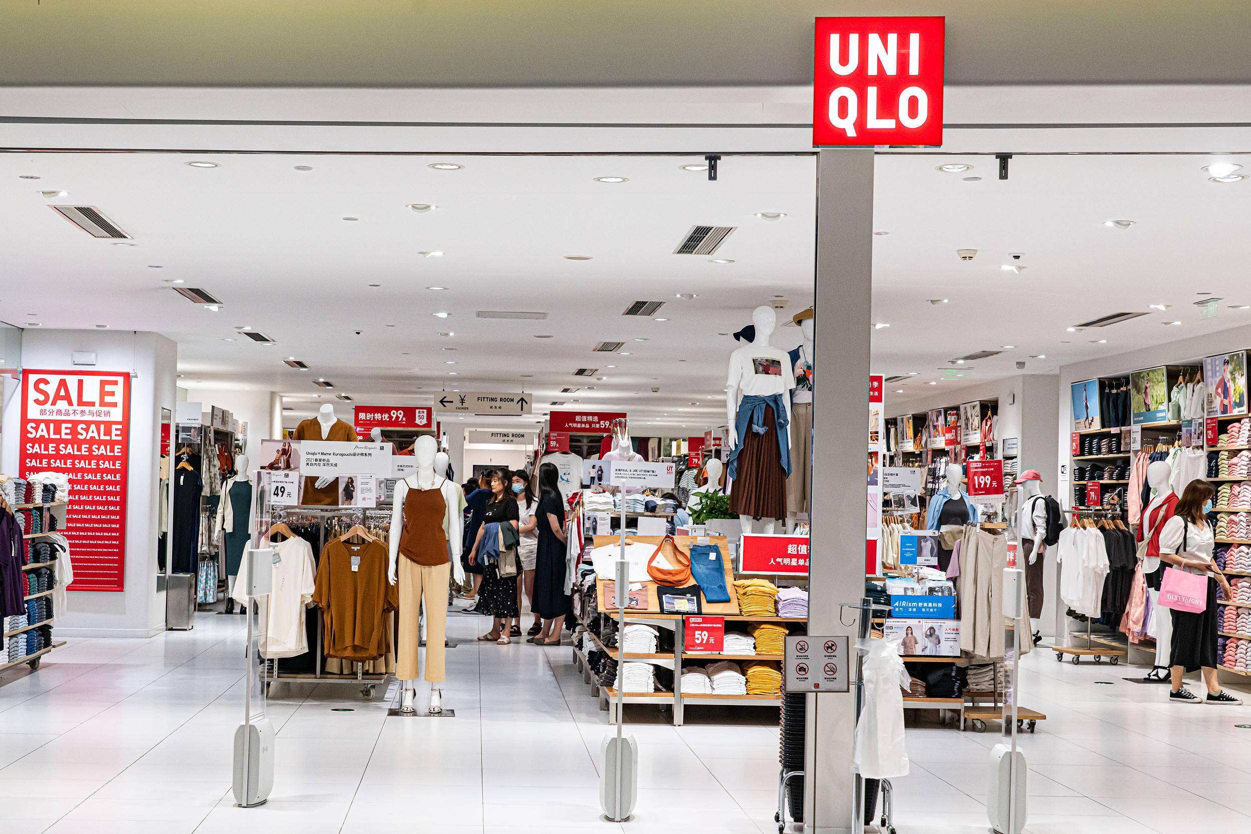 为什么众人哄抢的优衣库？...