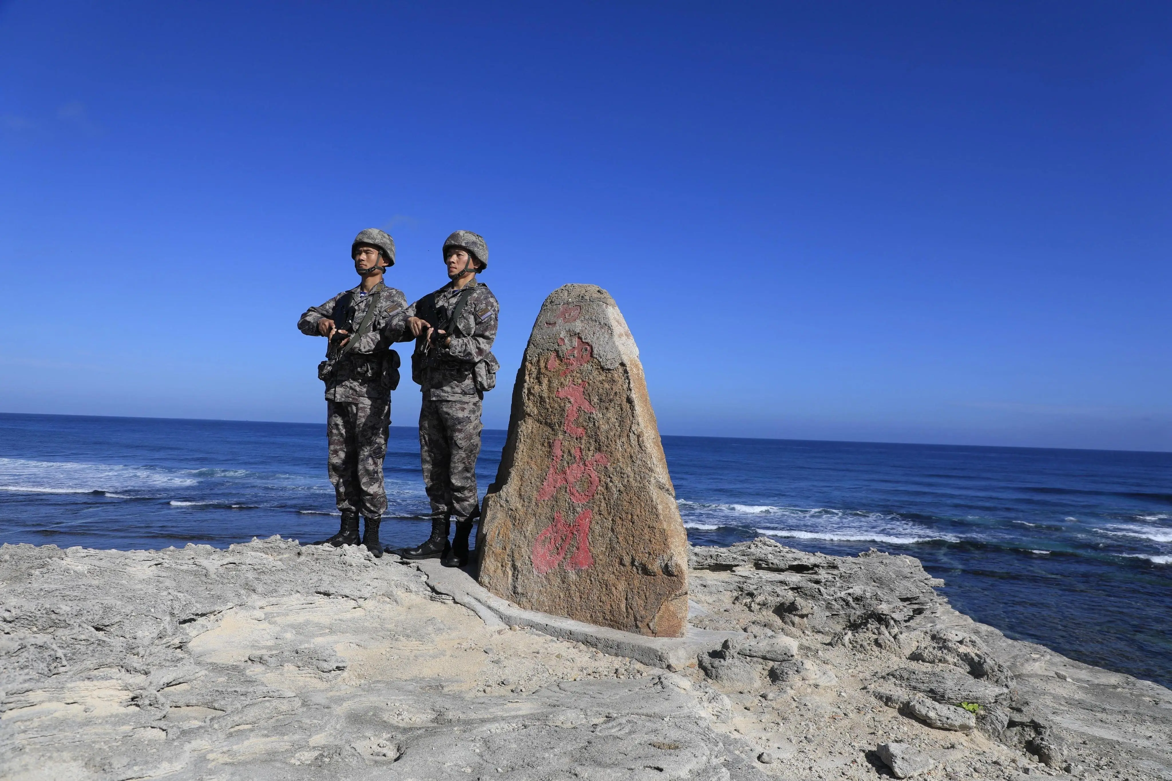 安康哪里有站岗姑娘的地方