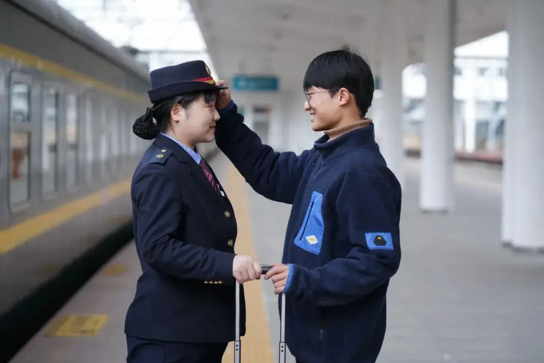 速约到家App深度测评：它为何改变了300万家庭的生活方式