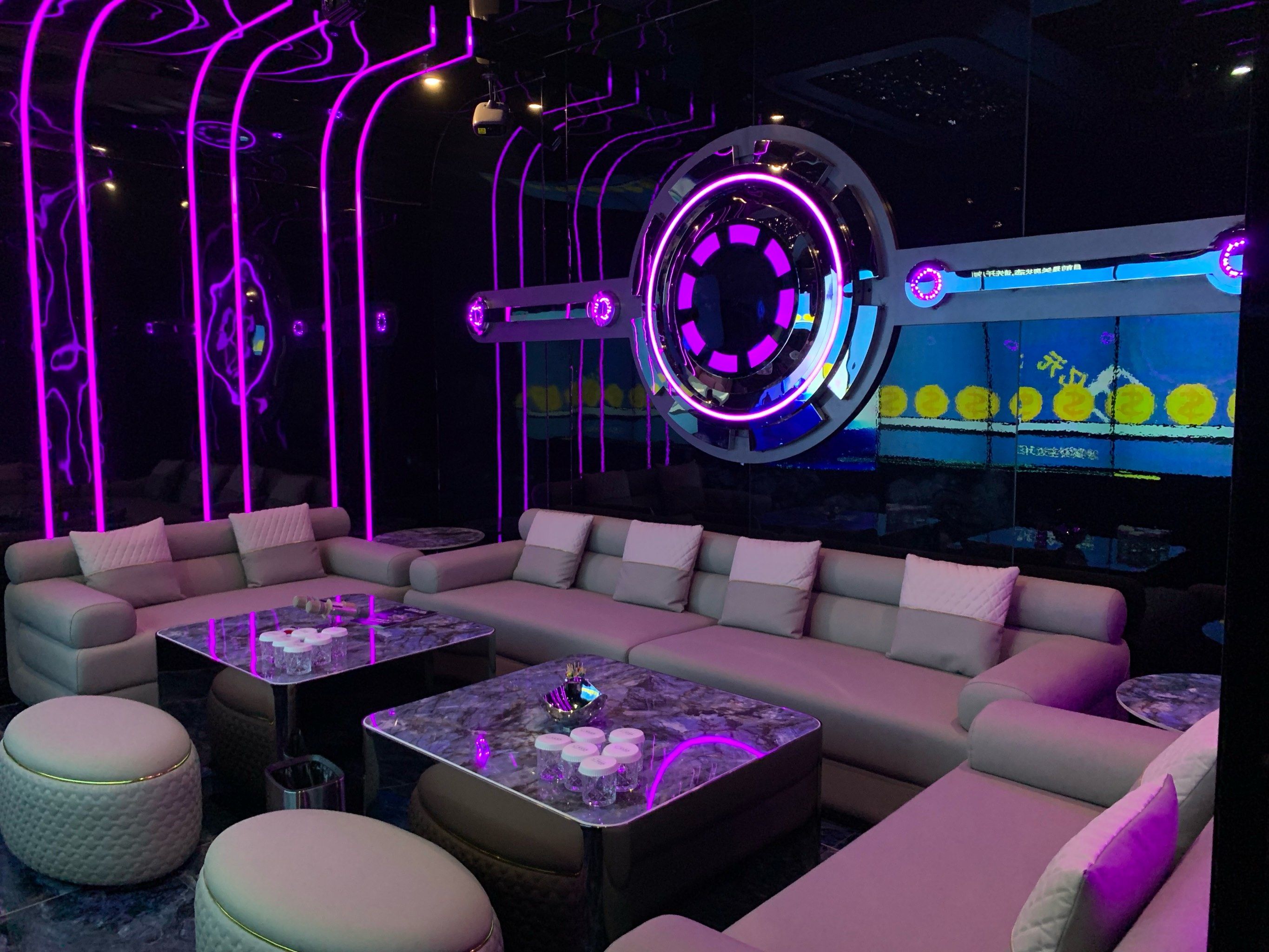 最新声明：商务KTV拖鞋场和真空场差别解析｜实测对比及避坑指南🔥