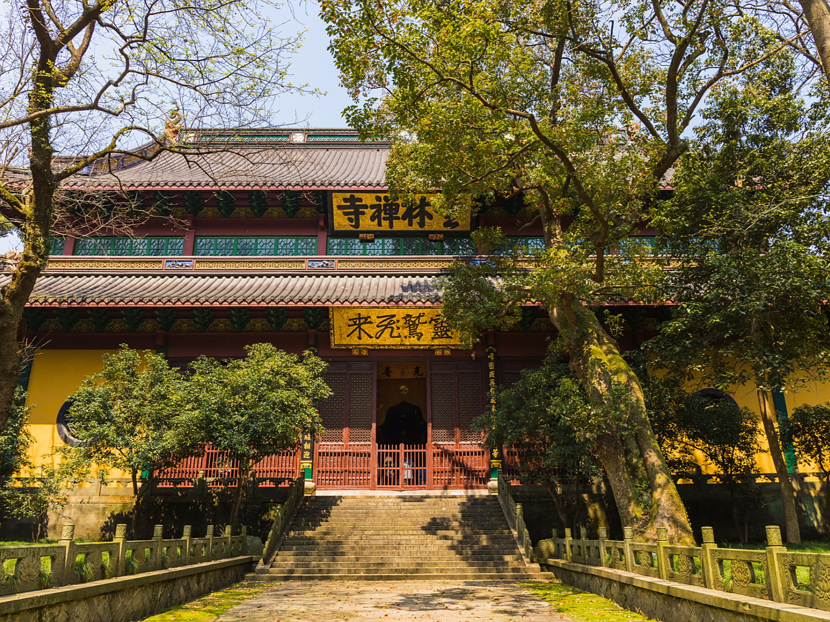 快餐小姐附近的美食指南与生活观察