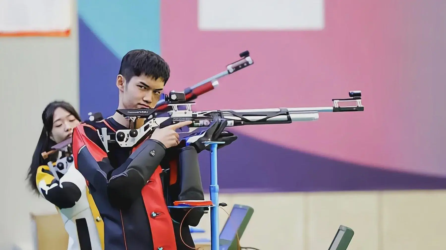 乐陵附近人十米左右怎么加好友