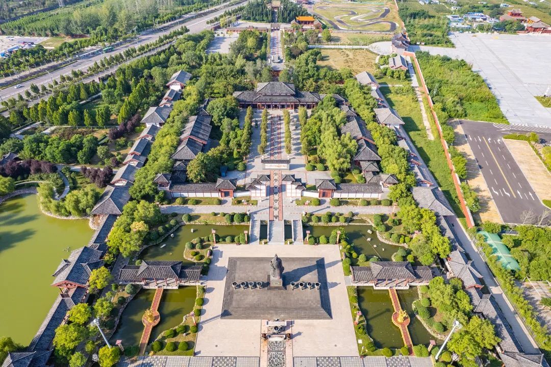 最新动态:披露商丘晚上去哪玩站小巷,究竟有哪些隐藏的好去处和体验值得推荐?