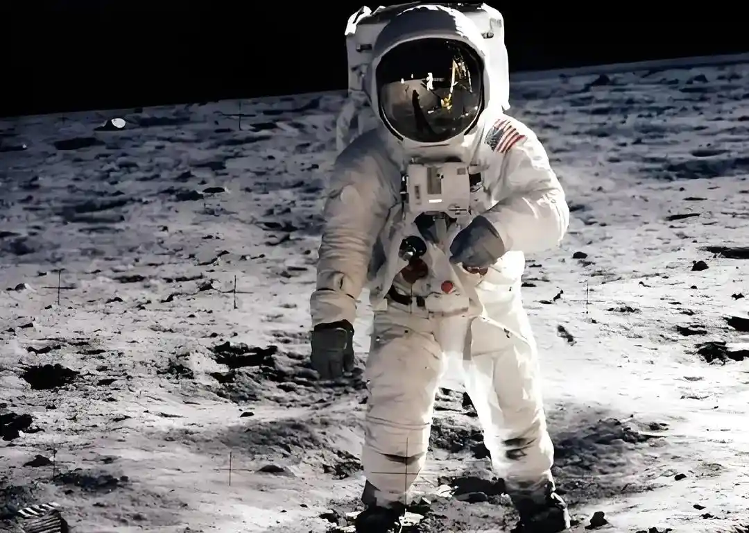 登月背后的故事 职场电影隐藏人物