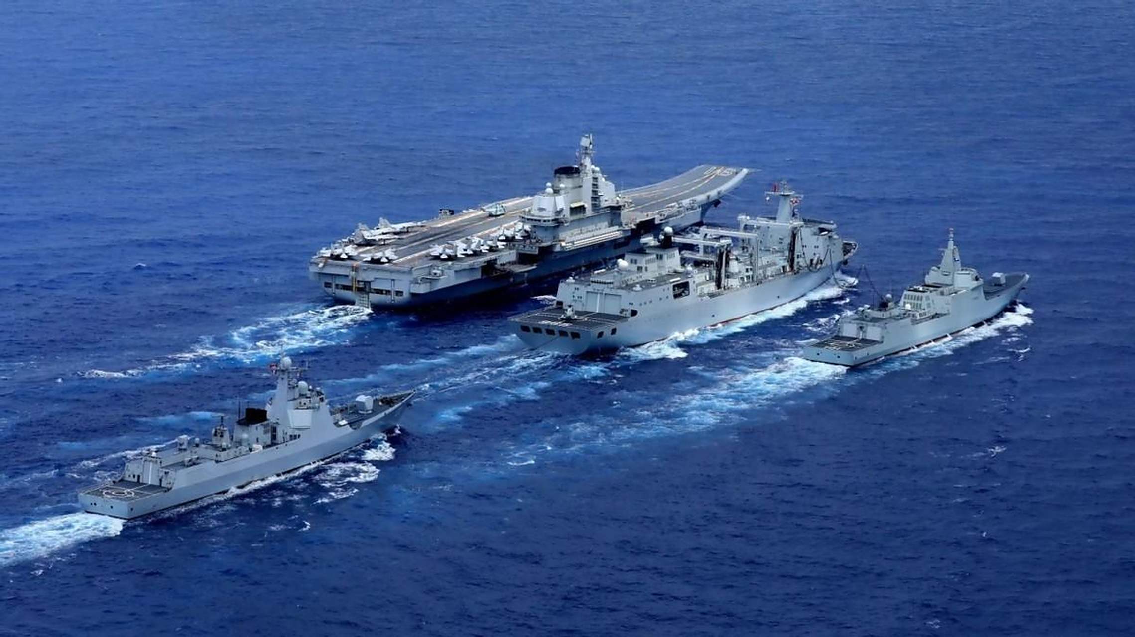 航母战斗群与宙斯盾系统 世界上最先进的驱逐舰介绍