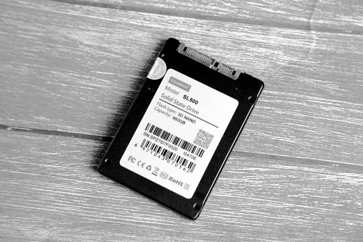 电脑硬盘如何分区