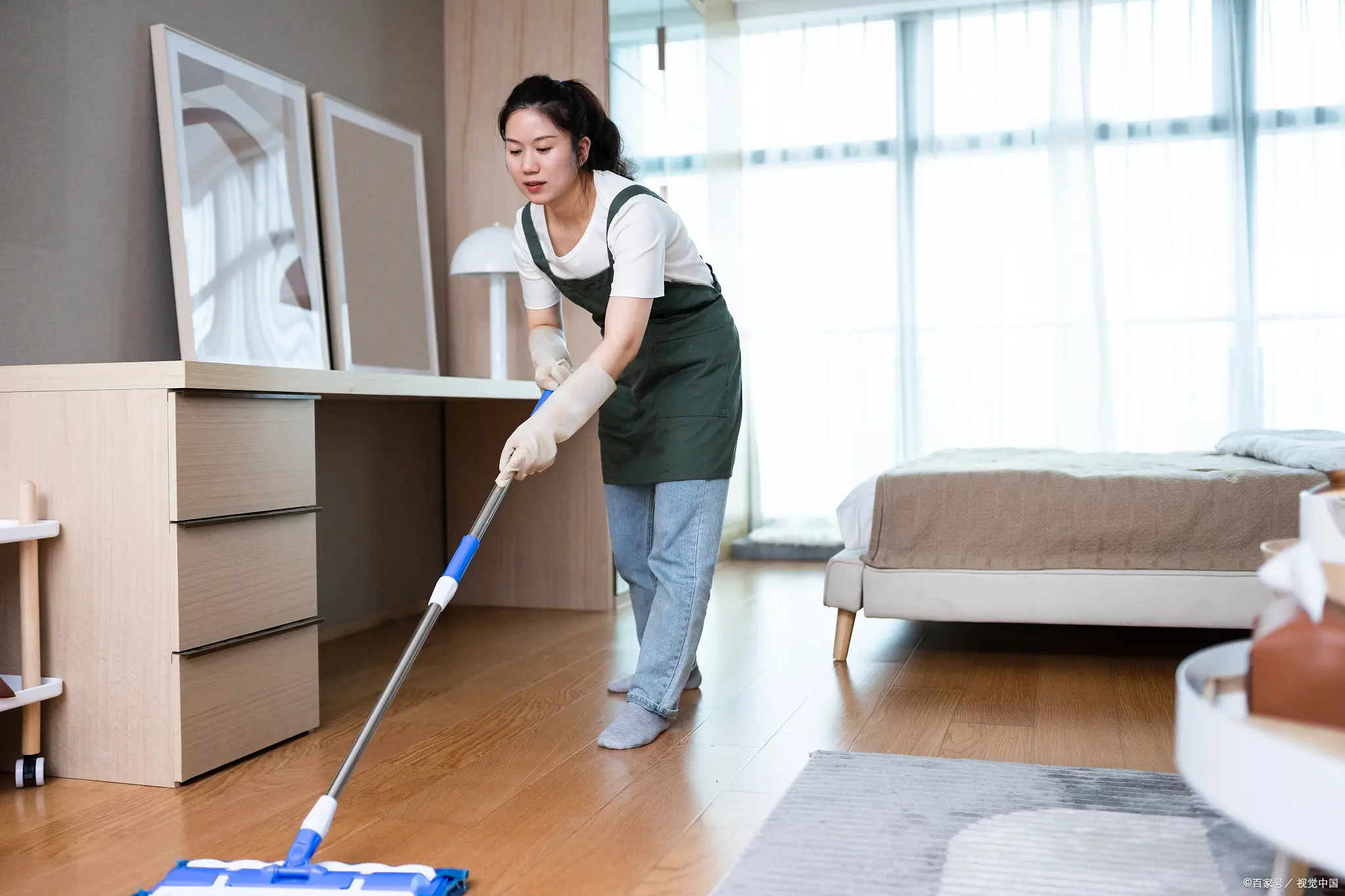 100块钱能买到阿姨电话吗？揭秘家政服务价格内幕