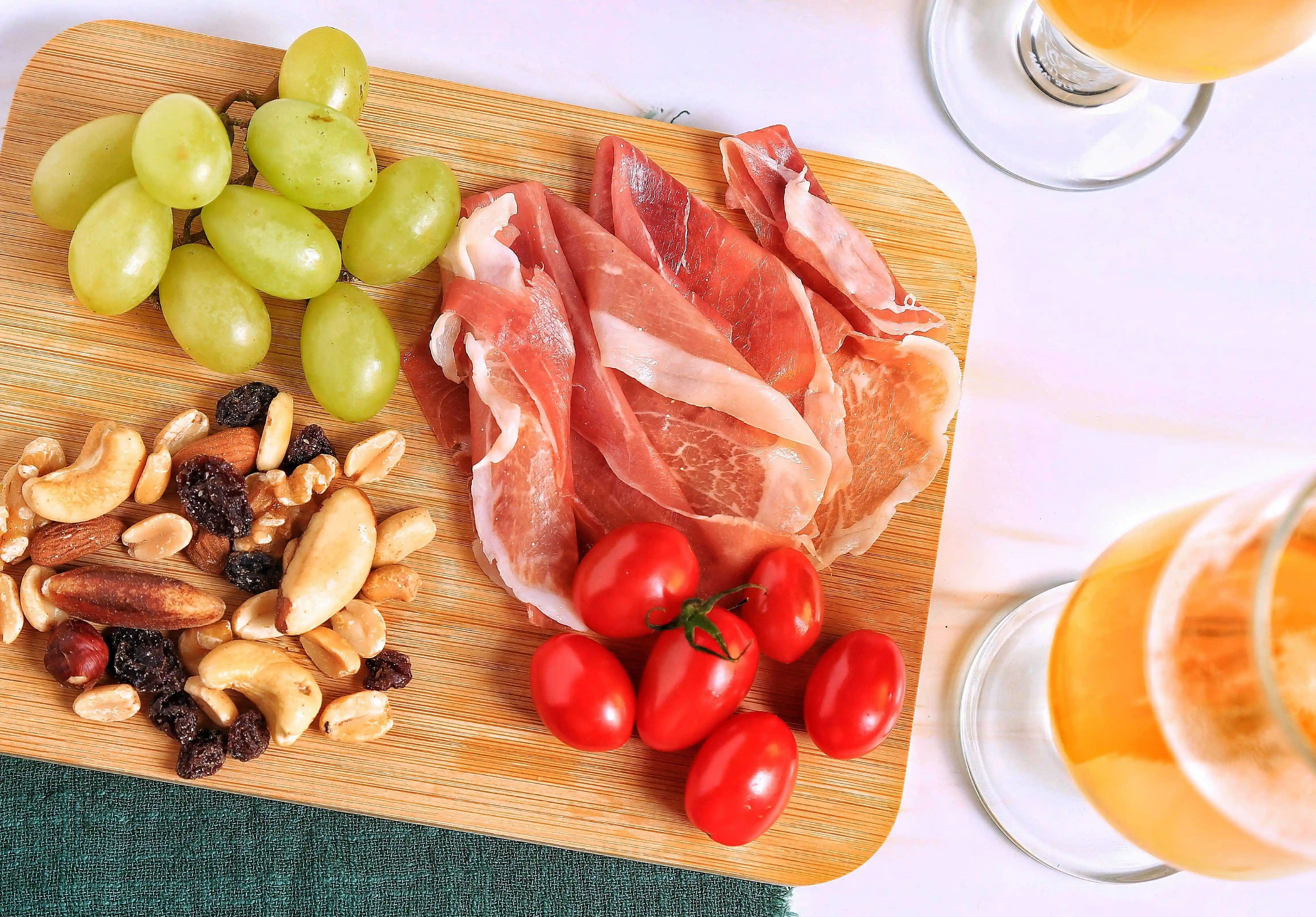 为什么日本的校长必须第一个试吃校餐？...