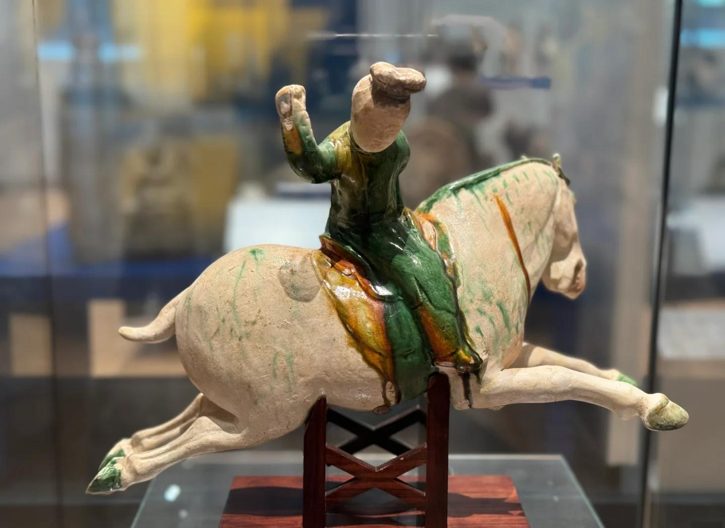 加拿大皇家安大略博物馆中有哪些古代中国玉器（上）？...