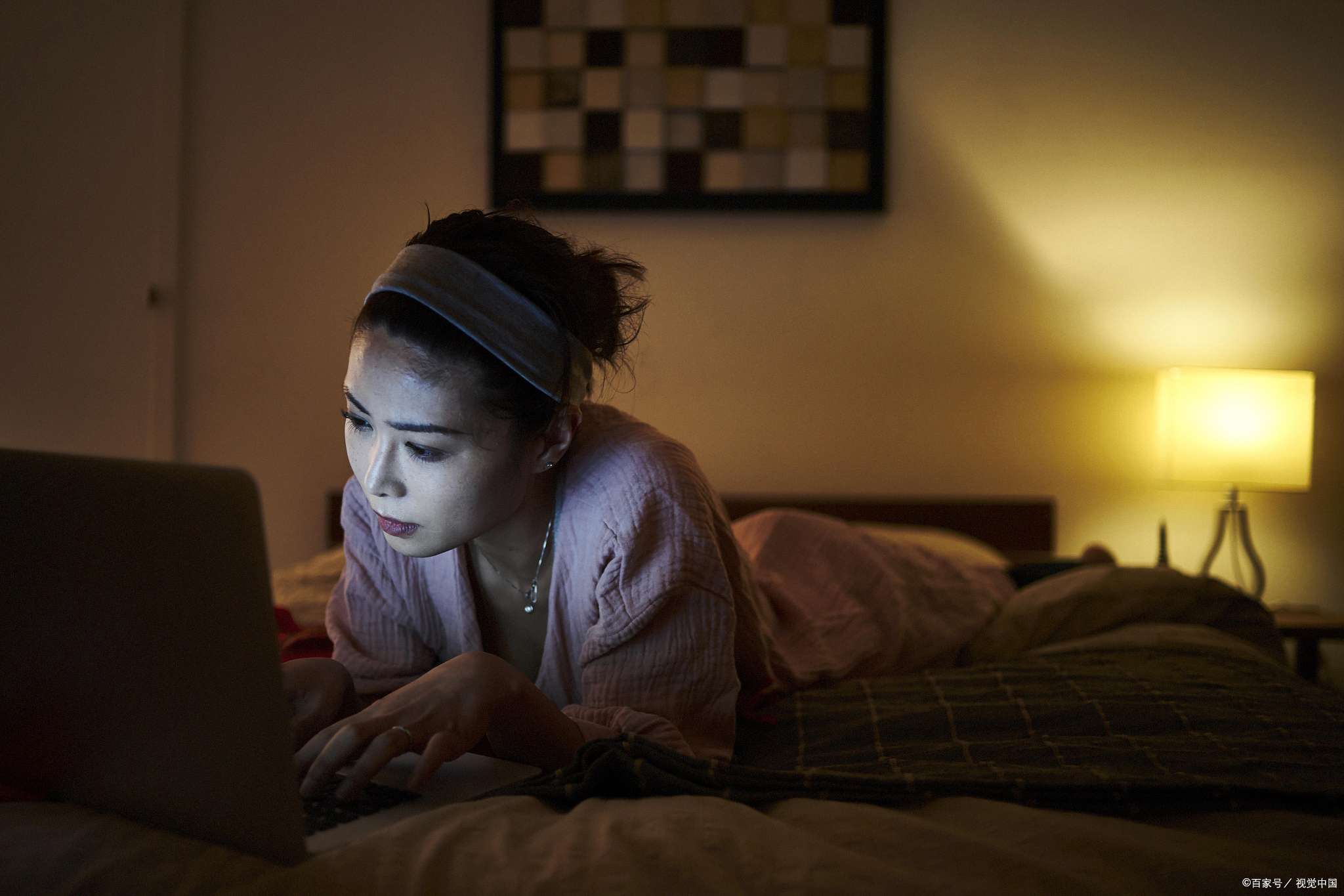 六安上门女服务时间及中秋节见女友家长的送礼妙招解析