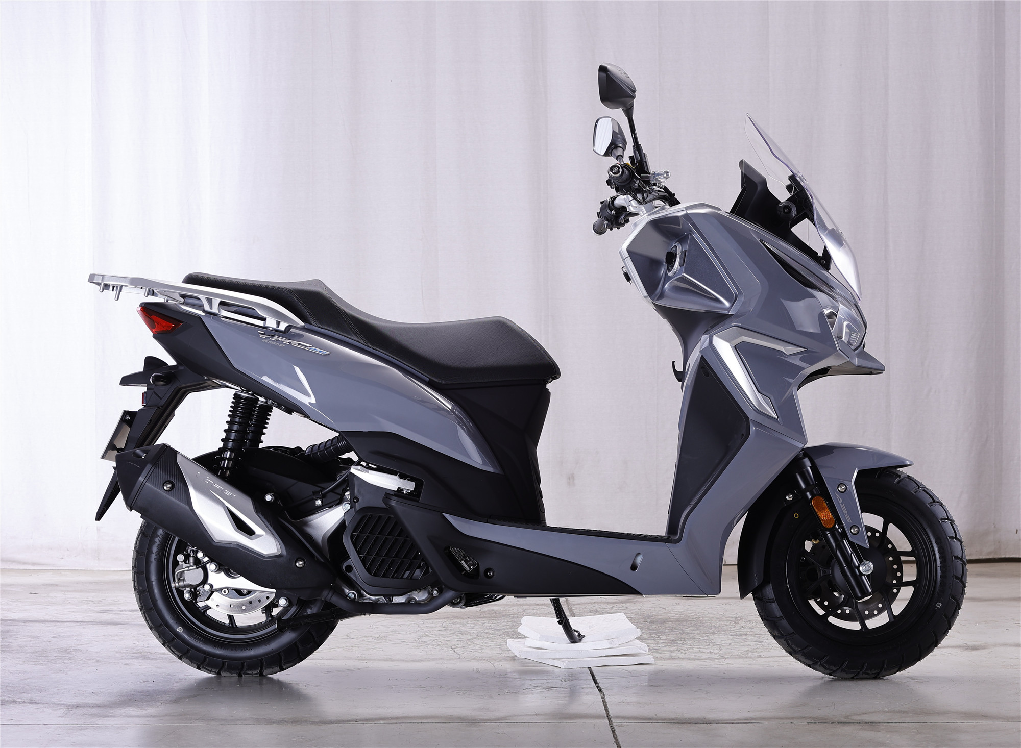 东莞长安150元小巷生存实录：被折叠的城市褶皱与人间烟火的数字意义解析