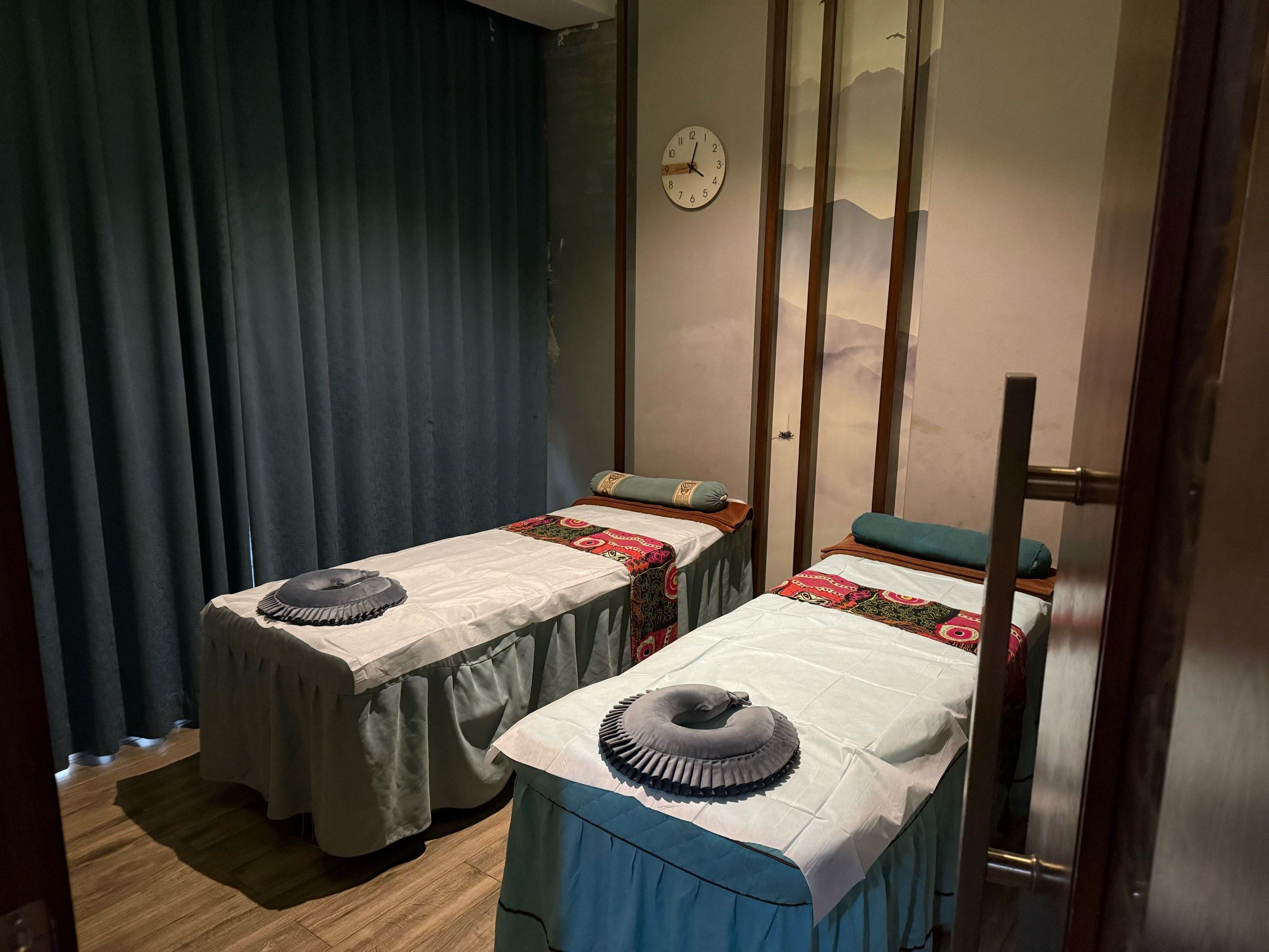 乐平精油开背会送飞机吗—让你了解精油开背和推背的那些事儿