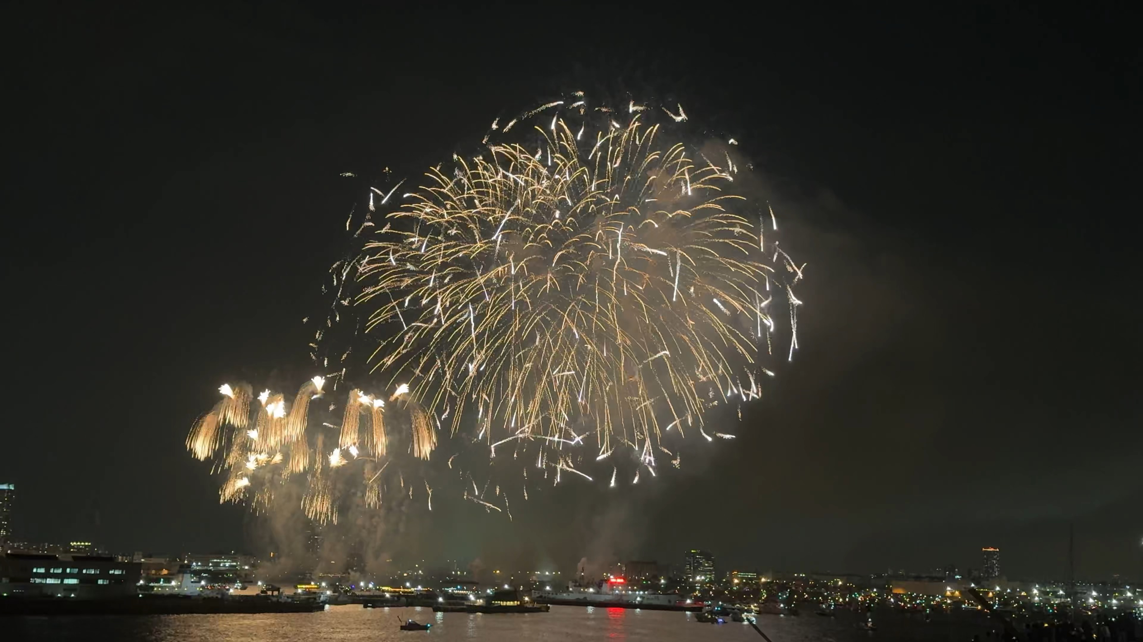 东莞小巷子探秘:隐藏在城市褶皱里的烟火气