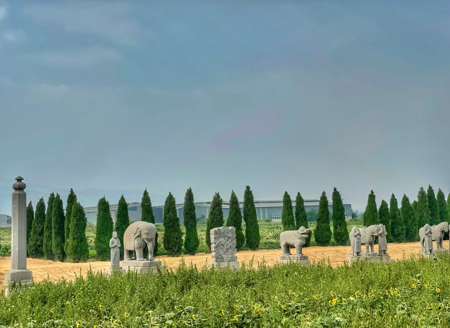 北宋皇陵为什么裸露在麦田里,连盗墓贼都不愿意去?...