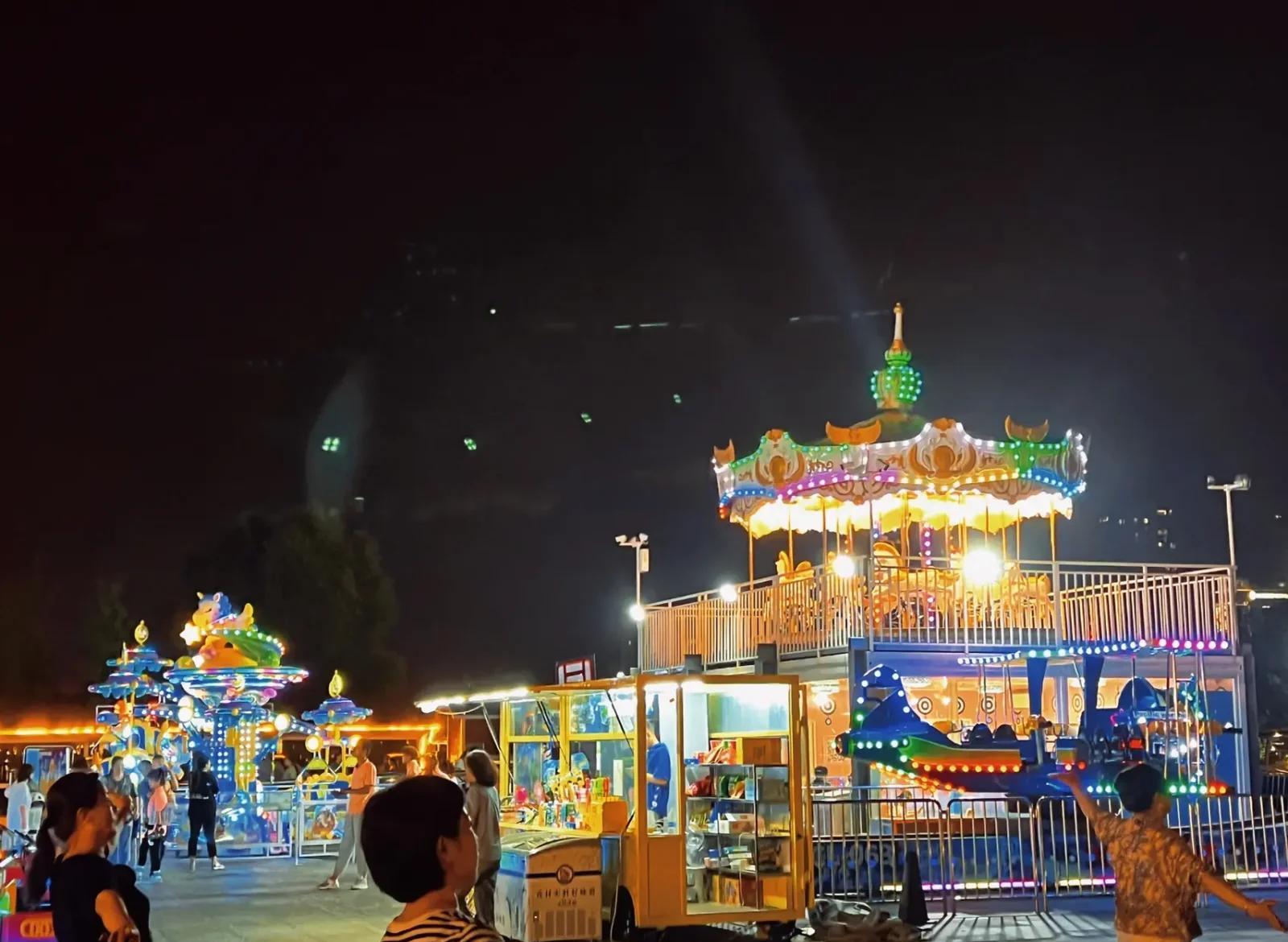 为什么爱到夜市寻美味?...