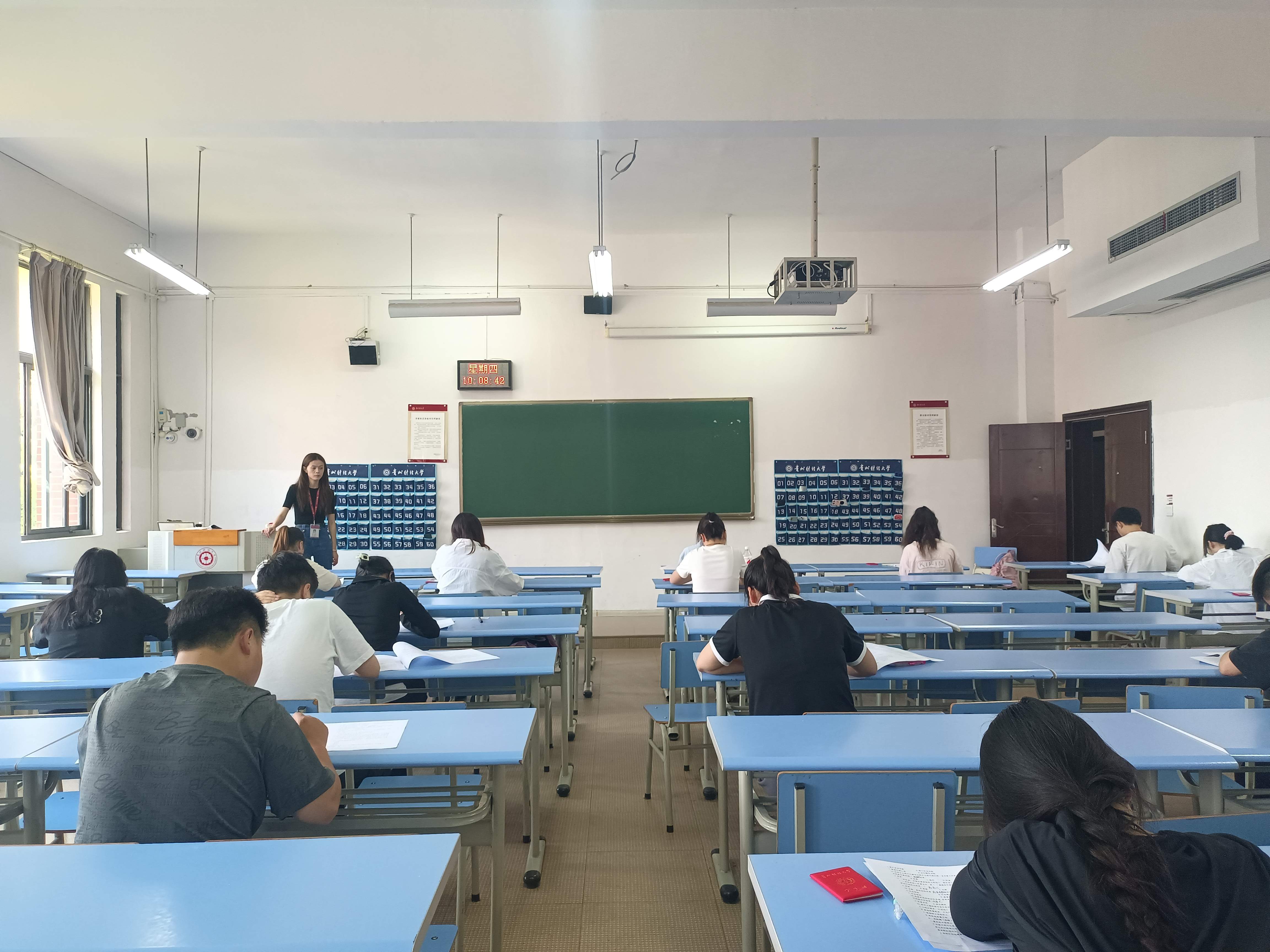 牡丹江100米内学生约