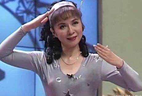 蔡明：别忘了你是一个女人...