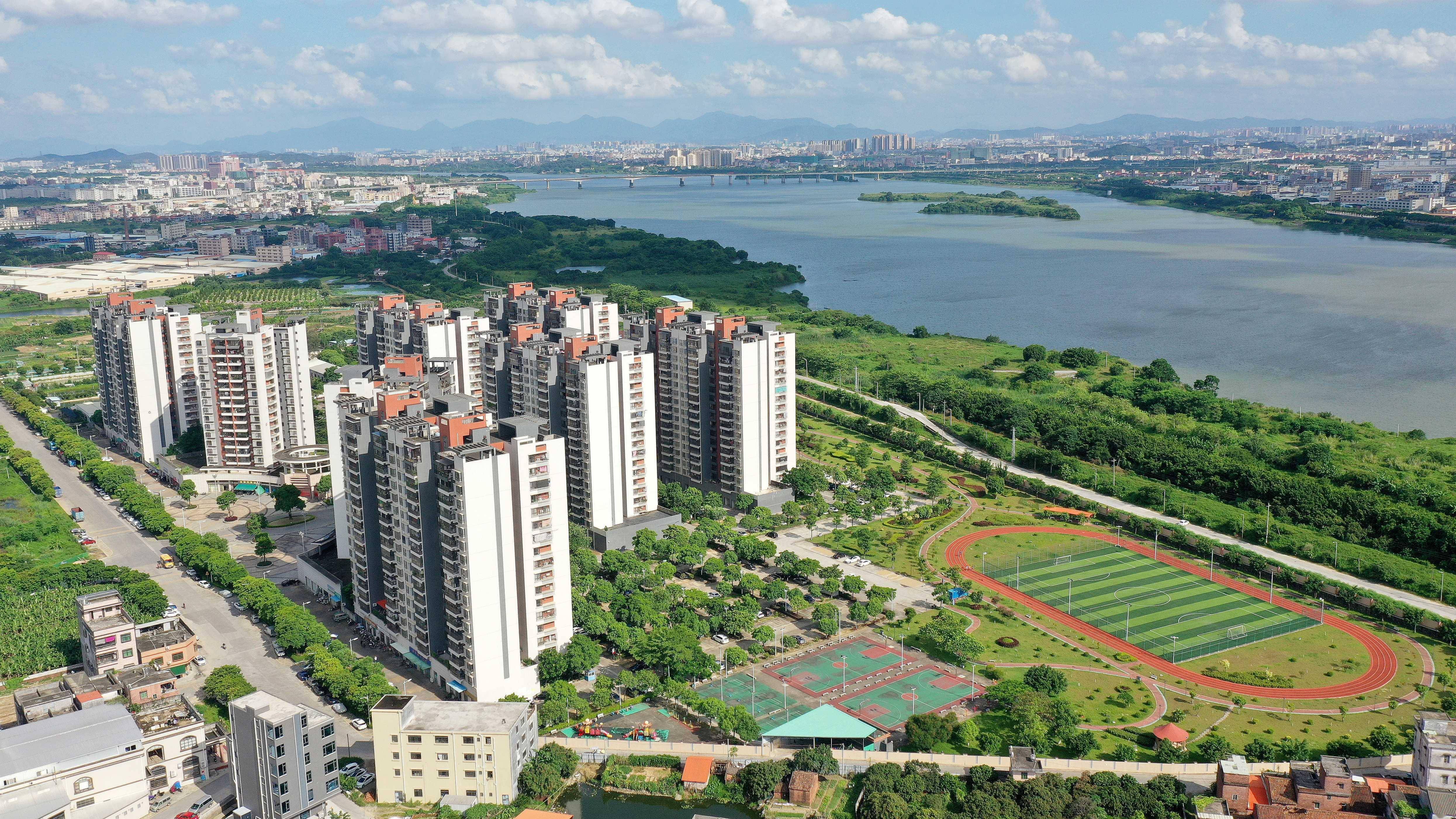 园洲百元快餐服务揭秘，性价比与品质究竟怎么样