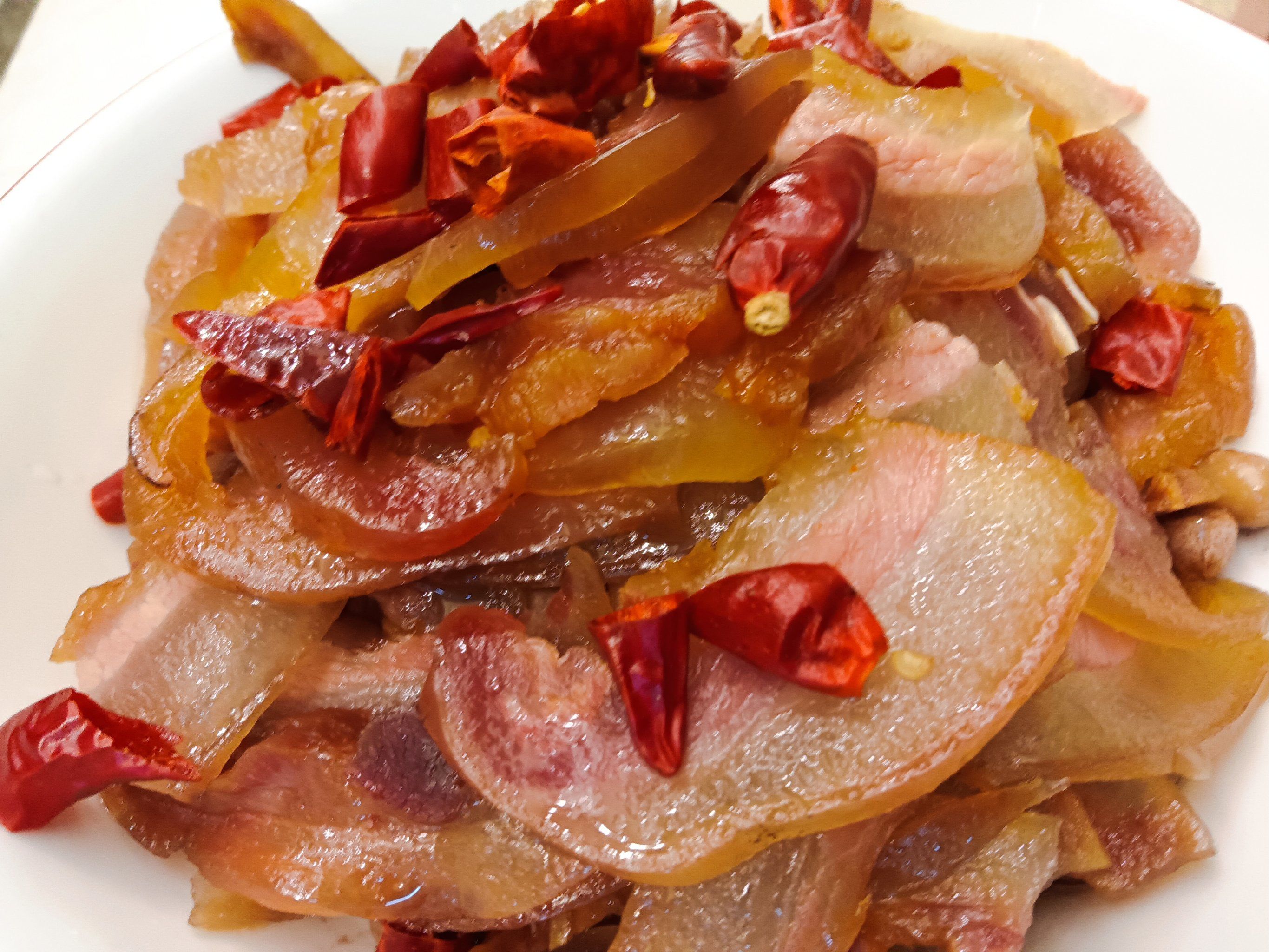 咸猪脸腌制方法 咸猪骨怎么做好吃